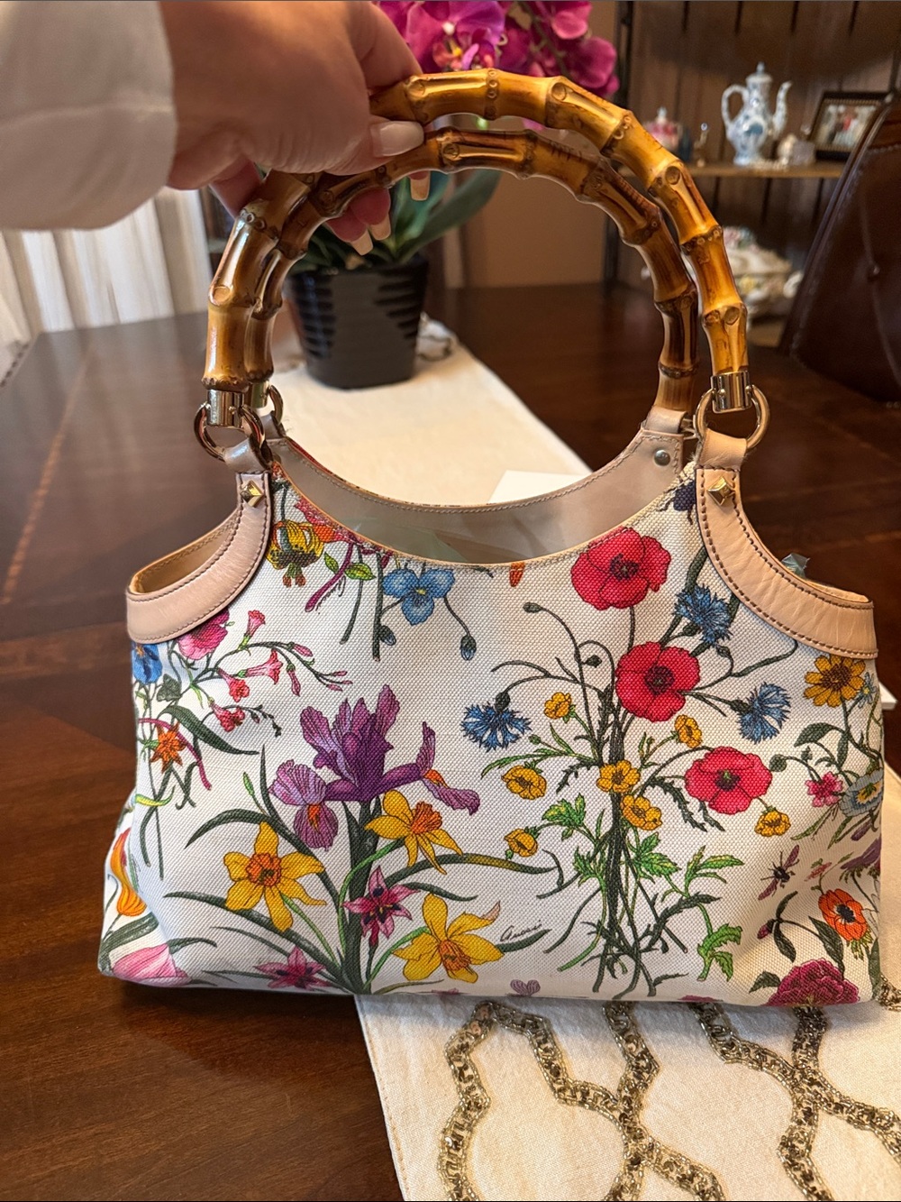 Gucci Flora Beige Leather-Trim Canvas Shoulder Bag